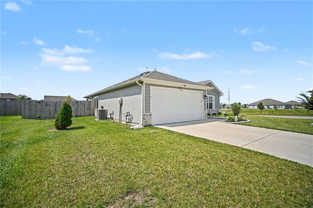 28th image of 500 Se Laurel Dr, Blue Springs, MO 64014 | MLS# 2631964
