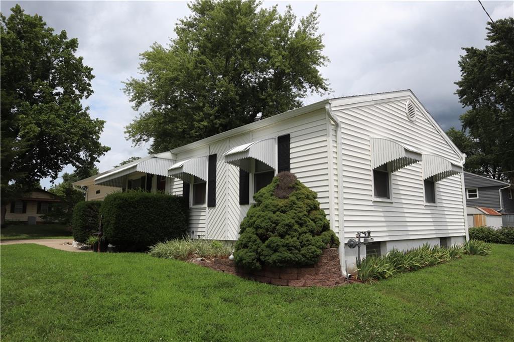 3rd image of 605 N Ponca Dr, Independence, MO 64056 | MLS# 2631983