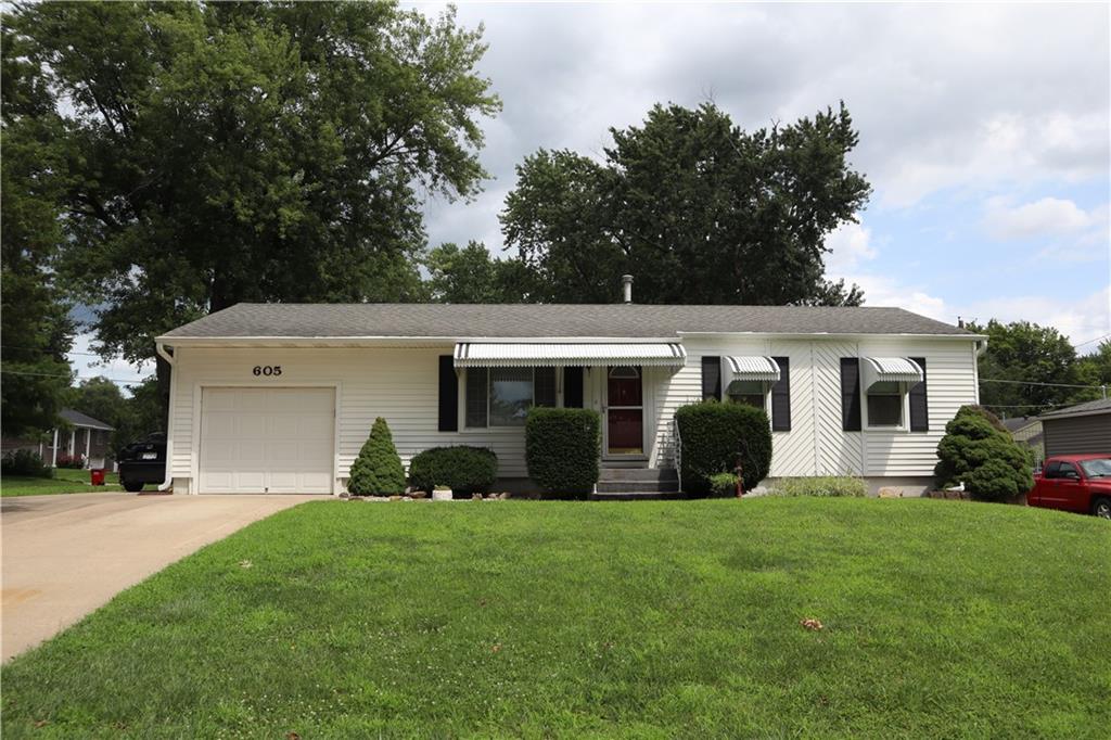 1st image of 605 N Ponca Dr, Independence, MO 64056 | MLS# 2631983