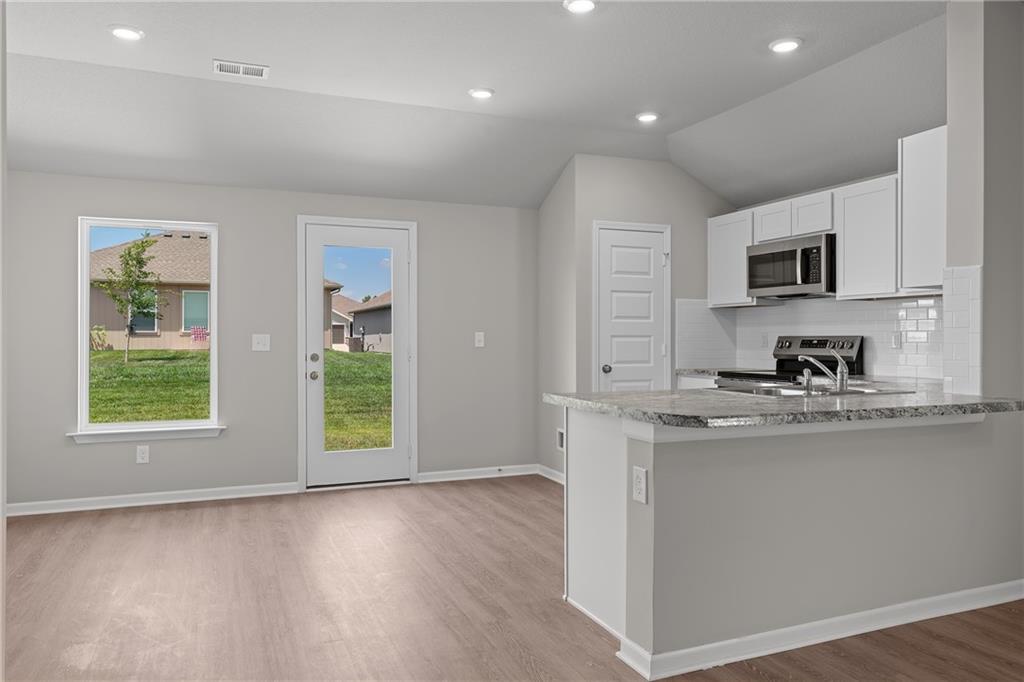 4th image of 20270 W 195Th St, Spring Hill, KS 66083 | MLS# 2631996