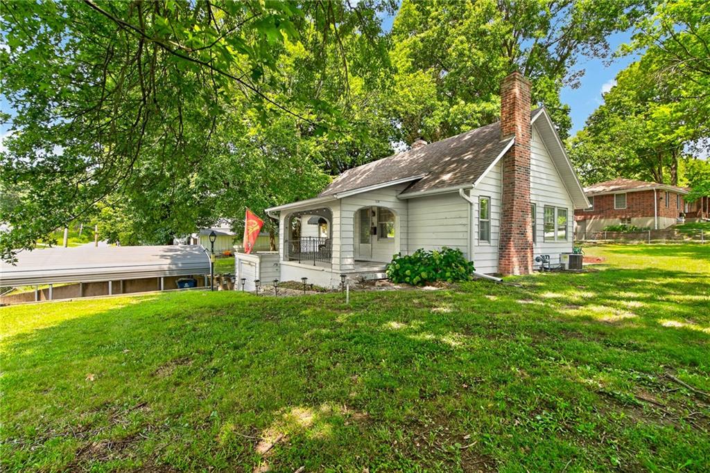 1st image of 12510 E 51st St, Independence, MO 64055 | MLS# 2632024