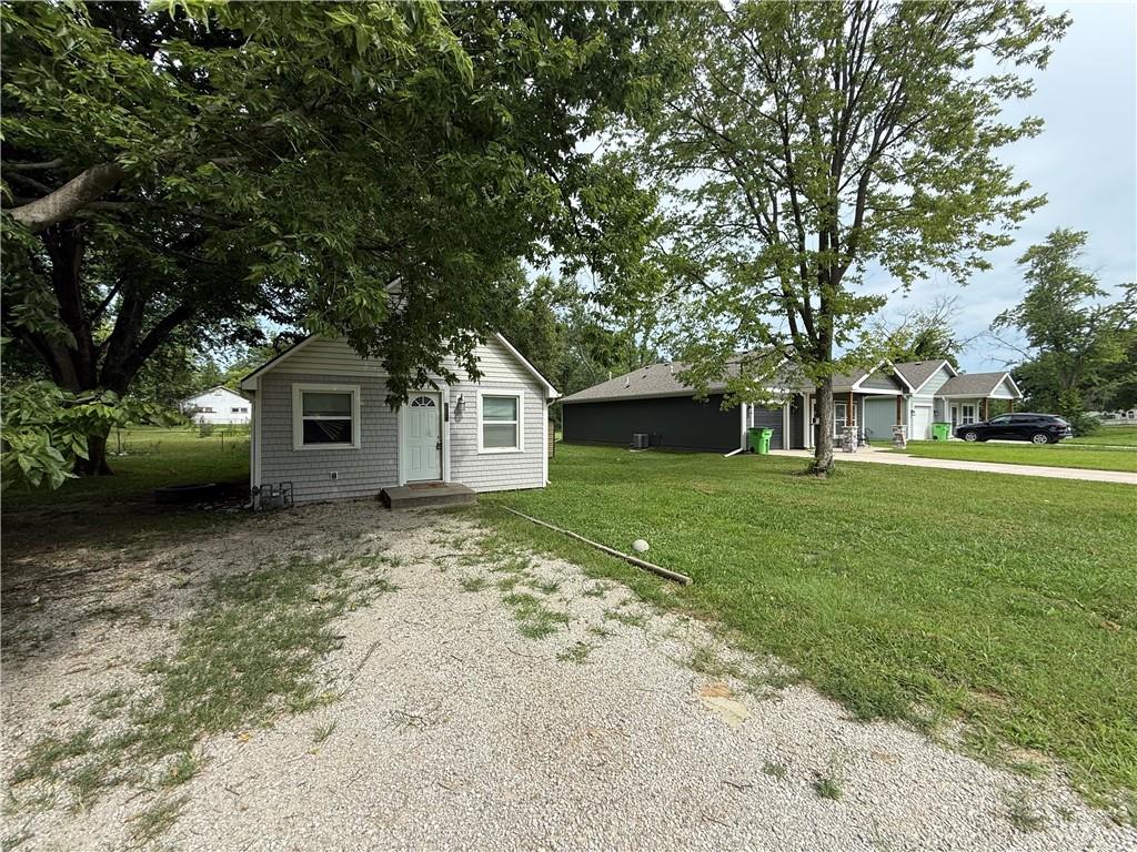 Homes for sale in Ottawa, KS | 737 S Cherry St, Ottawa, KS 66067 | MLS# 2632036