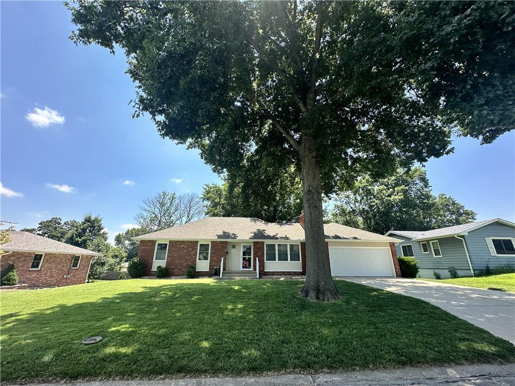 1st image of 304 Hillcrest Dr, Warrensburg, MO 64093 | MLS# 2632049