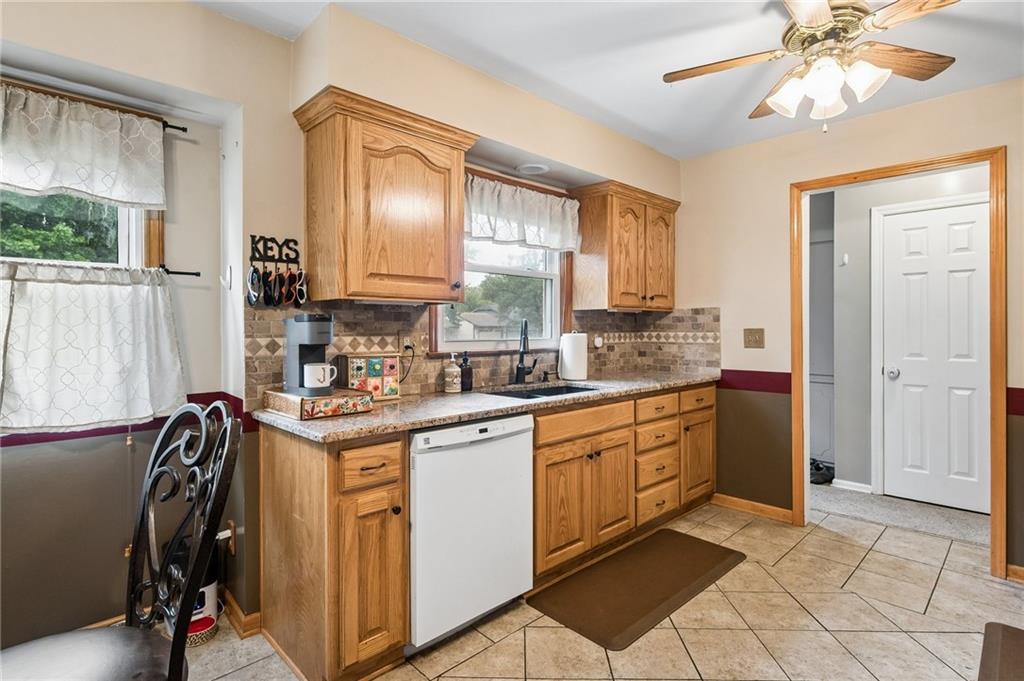 5th image of 8605 W 80Th Ter, Overland Park, KS 66204 | MLS# 2632087
