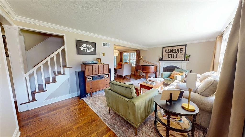 5th image of 4432 Tomahawk Rd, Prairie Village, KS 66208 | MLS# 2632089