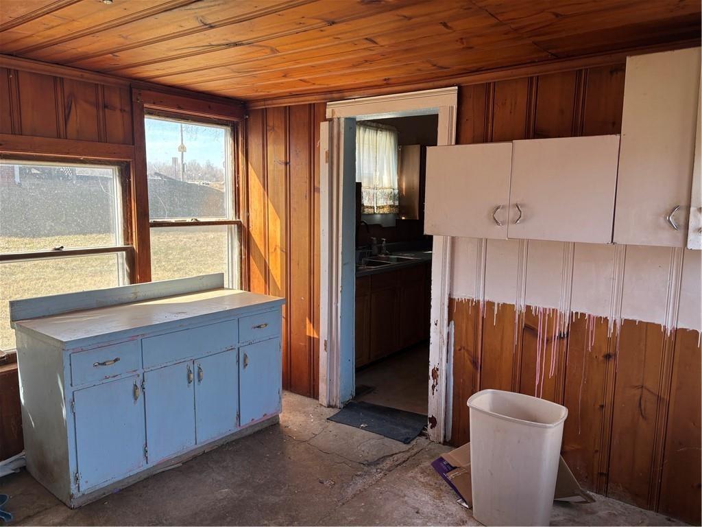 Homes for sale in Saint Joseph, MO | 606 Harmon St, Saint Joseph, MO 64504 | MLS# 2632093