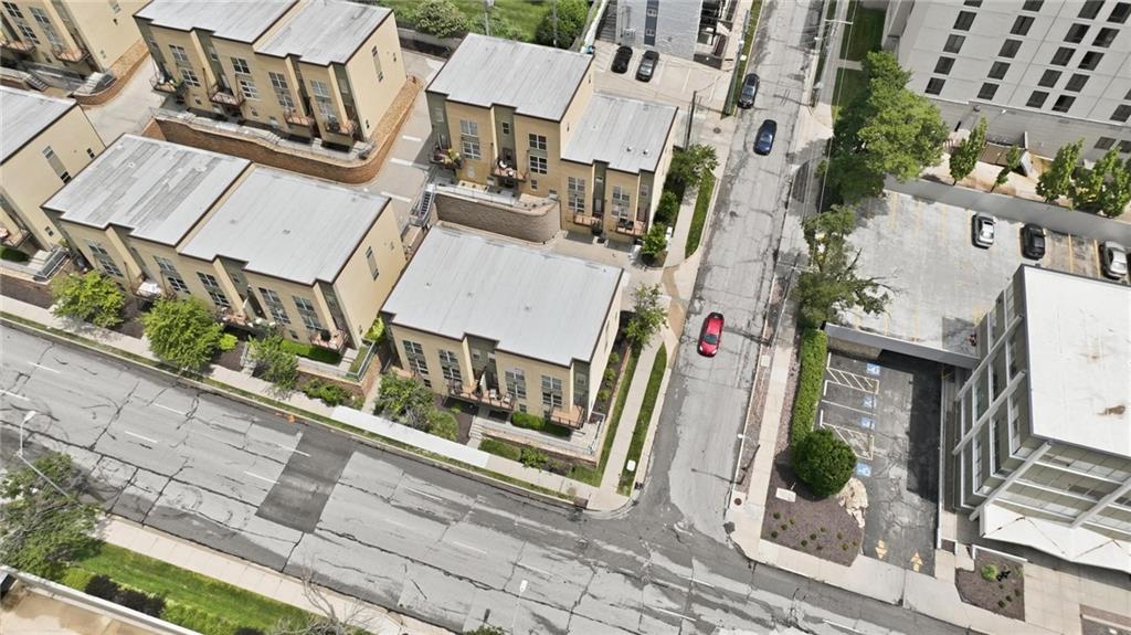 26th image of 4577 Madison Ave #E4, Kansas City, MO 64111 | MLS# 2632131