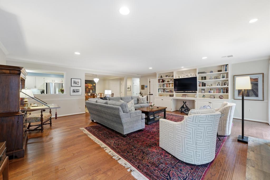5th image of 7223 Mission Rd #104, Prairie Village, KS 66208 | MLS# 2632136