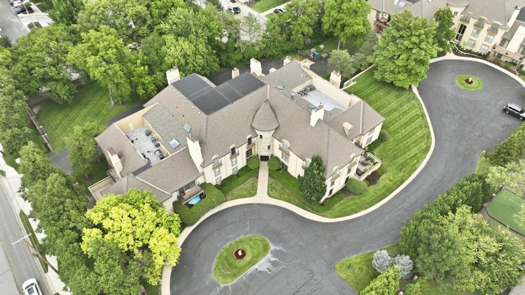 34th image of 7223 Mission Rd #104, Prairie Village, KS 66208 | MLS# 2632136