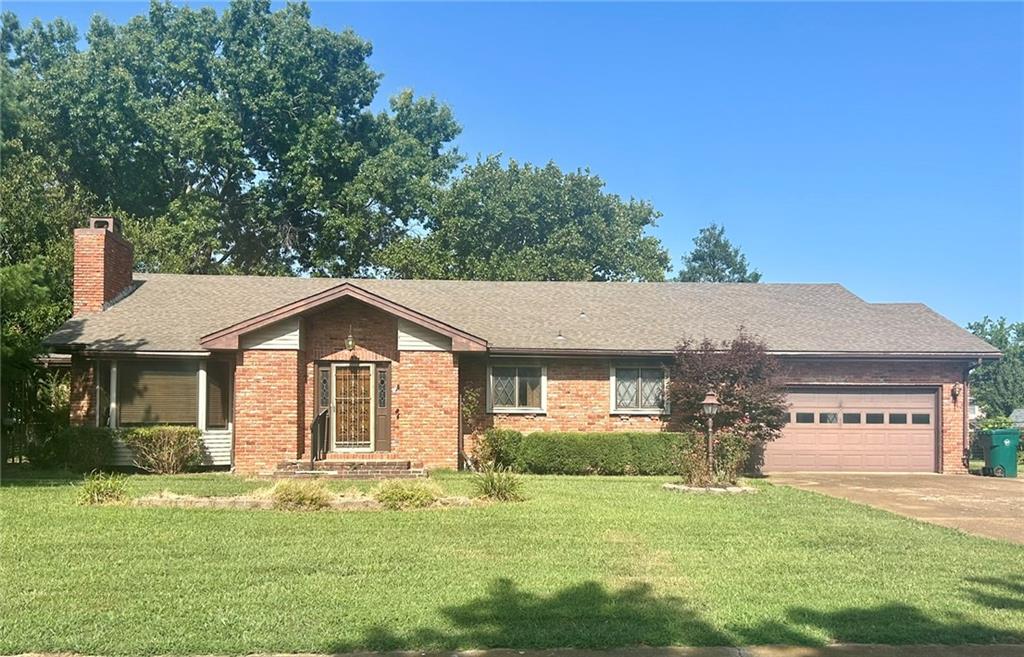 1st image of 108 Crestview Dr, Parsons, KS 67357 | MLS# 2632144