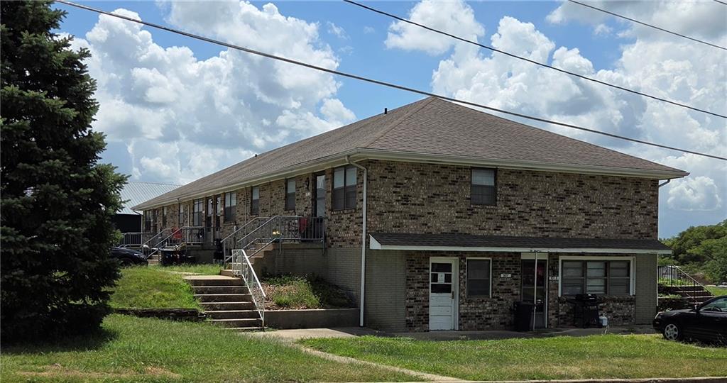 Homes for sale in Higginsville, MO | 907 W 29th St, Higginsville, MO 64037 | MLS# 2632162
