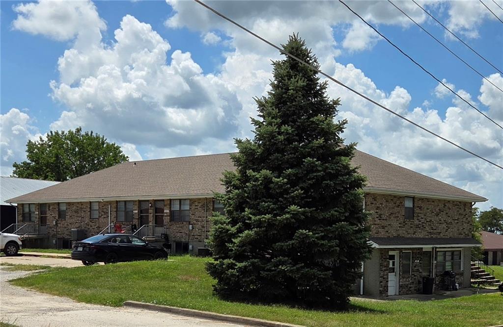 Homes for sale in Higginsville, MO | 907 W 29th St, Higginsville, MO 64037 | MLS# 2632162