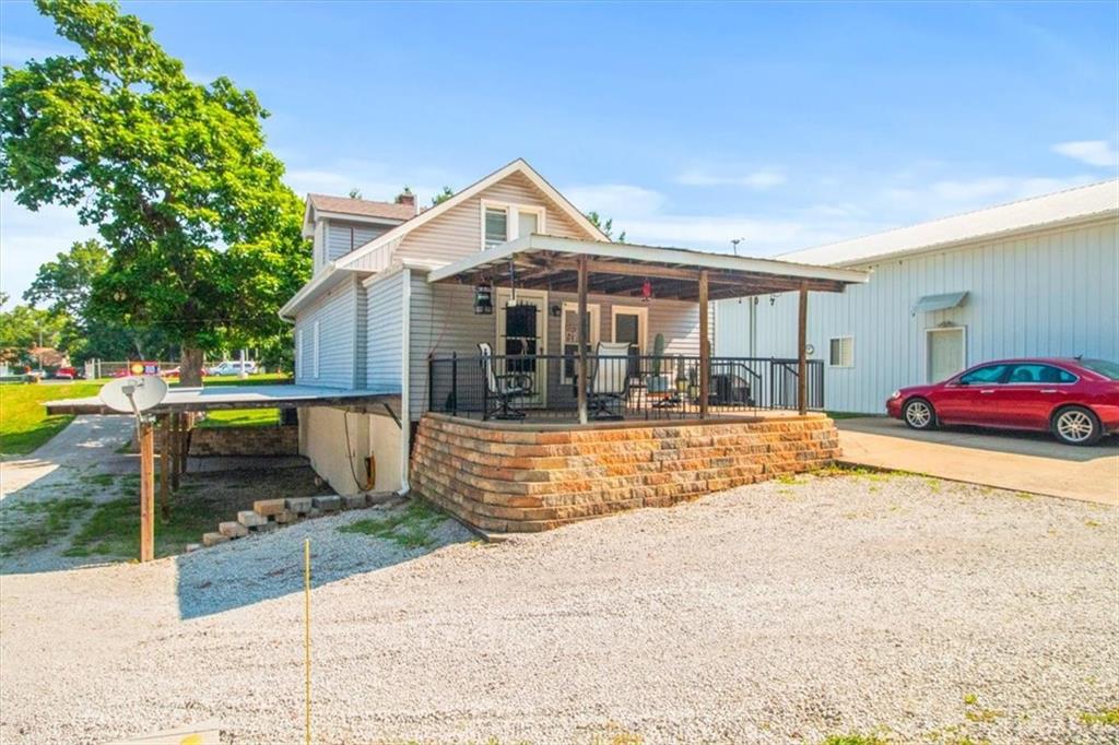 1st image of 207 W 23rd St, Independence, MO 64055 | MLS# 2632190