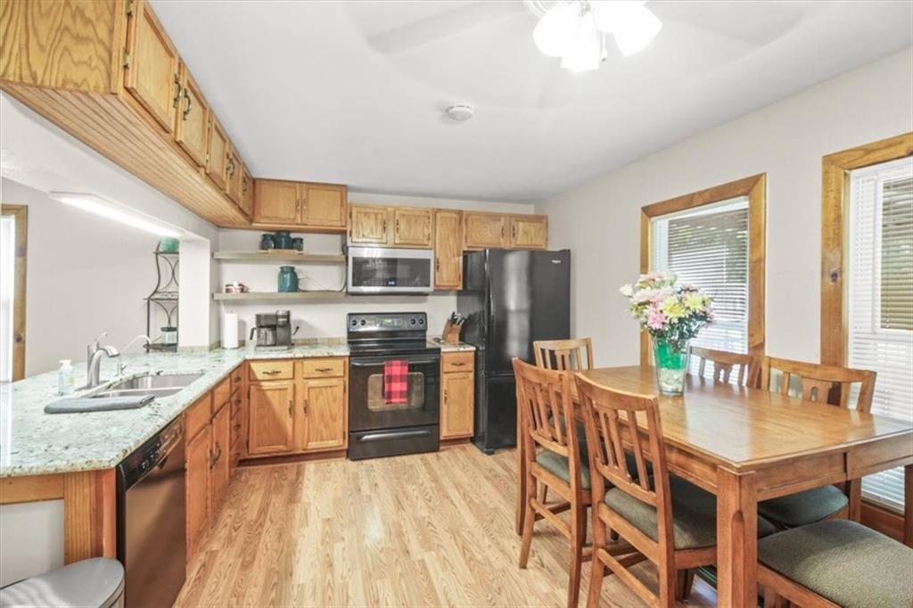 5th image of 207 W 23Rd St, Independence, MO 64055 | MLS# 2632190