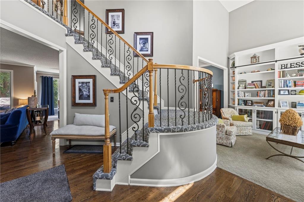 4th image of 8710 W 132Nd Pl, Overland Park, KS 66213 | MLS# 2632194