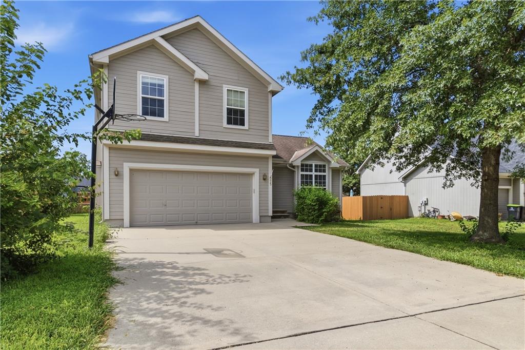 1st image of 525 Parma Wy, Gardner, KS 66030 | MLS# 2632201
