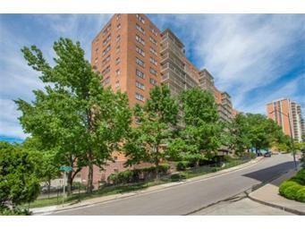 1st image of 310 W 49 St #101, Kansas City, MO 64112 | MLS# 2632209