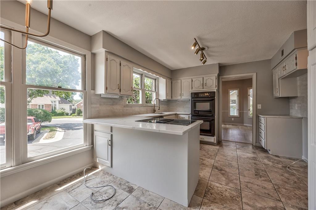 5th image of 4512 W 90Th St, Prairie Village, KS 66207 | MLS# 2632237