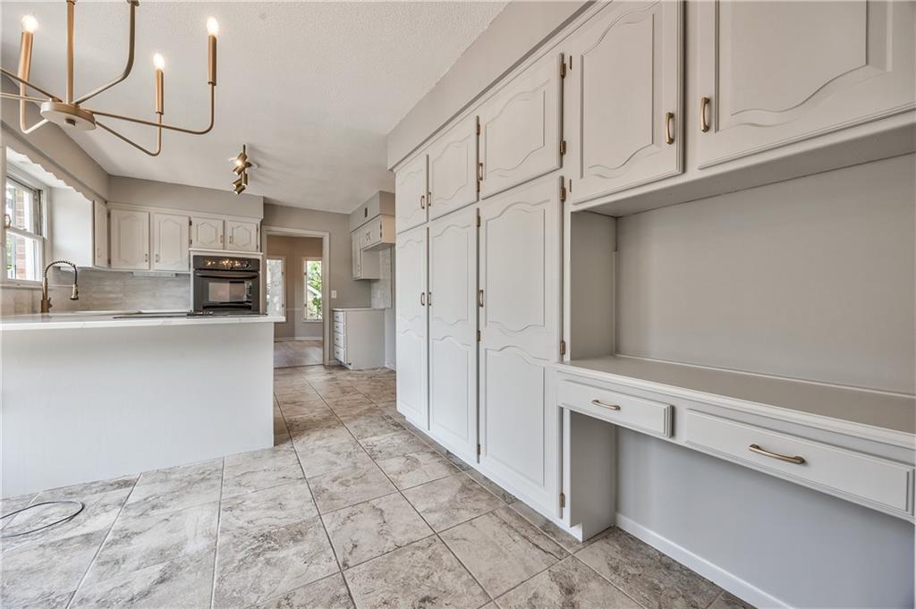 3rd image of 4512 W 90Th St, Prairie Village, KS 66207 | MLS# 2632237