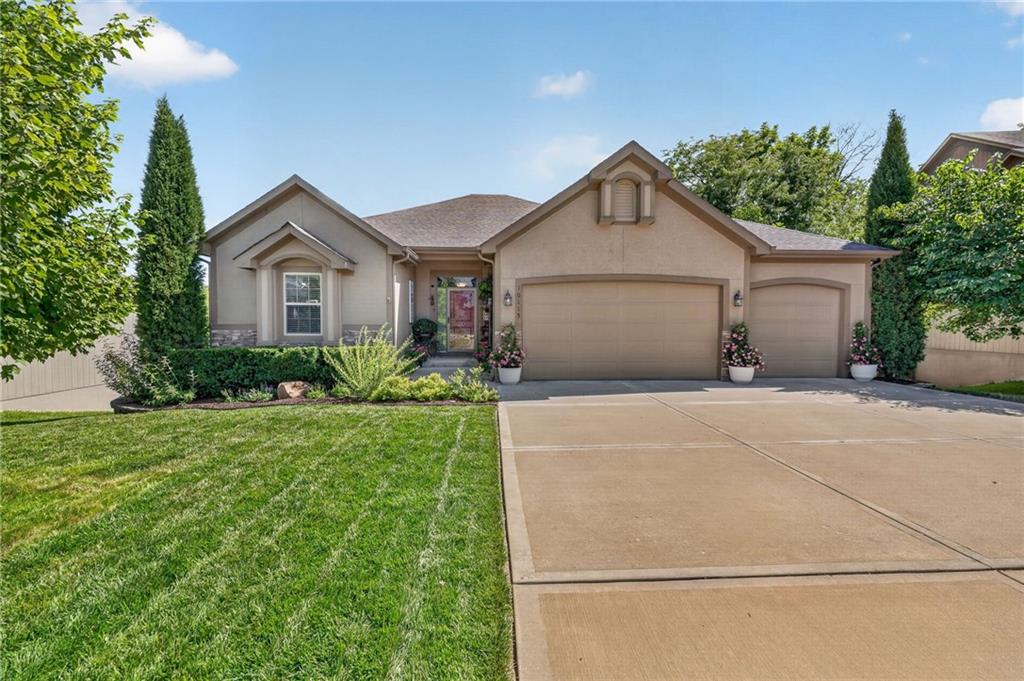 1st image of 10115 N Miller Ln, Kansas City, KS 66109 | MLS# 2632258