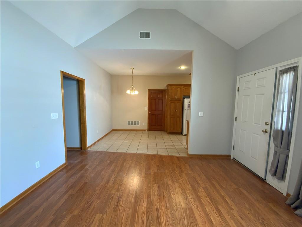 4th image of 8320 Waverly Ave, Kansas City, KS 66109 | MLS# 2632262
