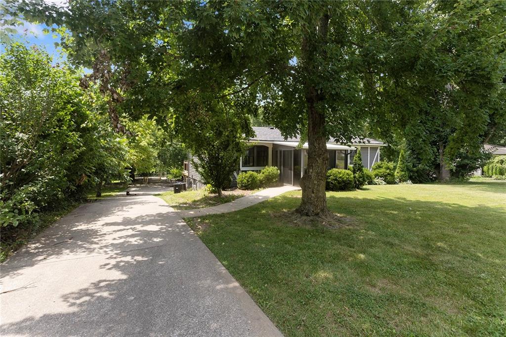 Homes for sale in Lexington, MO | 913 Roncelli Rd, Lexington, MO 64067 | MLS# 2632296