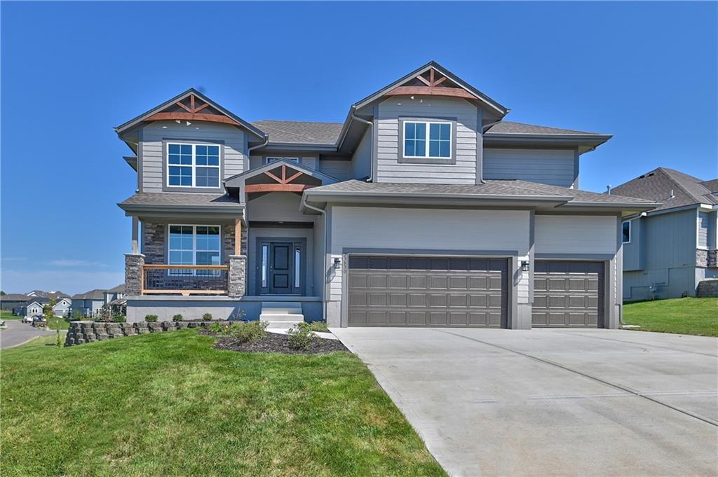 2nd image of 6012 Arapahoe St, Shawnee, KS 66226 | MLS# 2632311