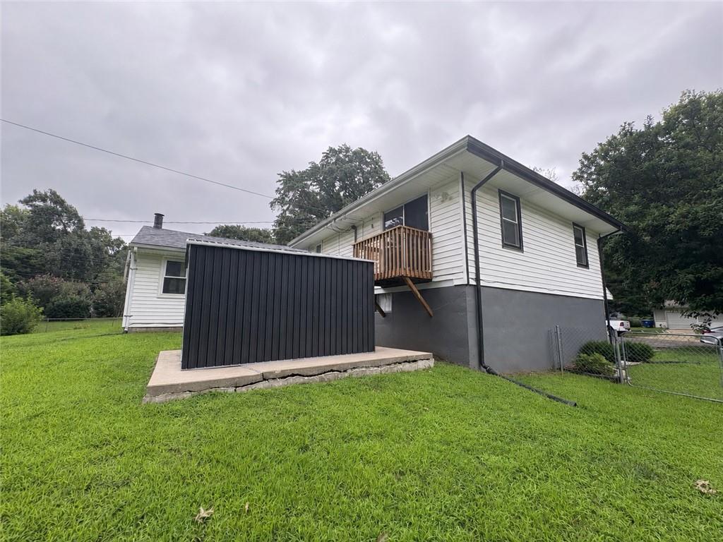 3rd image of 7918 Evanston Ave, Raytown, MO 64138 | MLS# 2632339