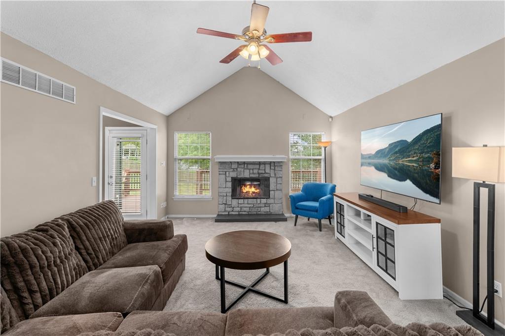 5th image of 1218 Windcrest Ct, Grain Valley, MO 64029 | MLS# 2632415
