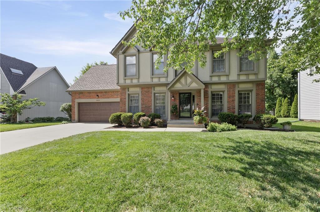 3rd image of 13016 Sherwood Dr, Leawood, KS 66209 | MLS# 2632421