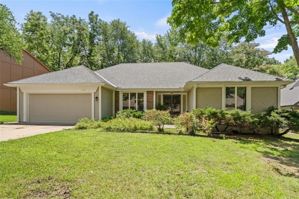 1st image of 11715 W 102nd Ter, Overland Park, KS 66214 | MLS# 2632424