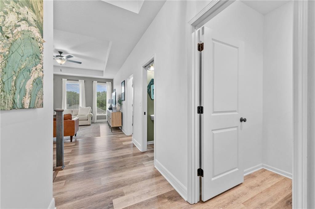 4th image of 9600 N Lenox Pl, Kansas City, MO 64154 | MLS# 2632451