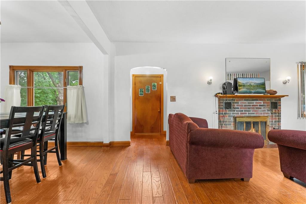 2nd image of 11219 Evans St, Sugar Creek, MO 64054 | MLS# 2632453