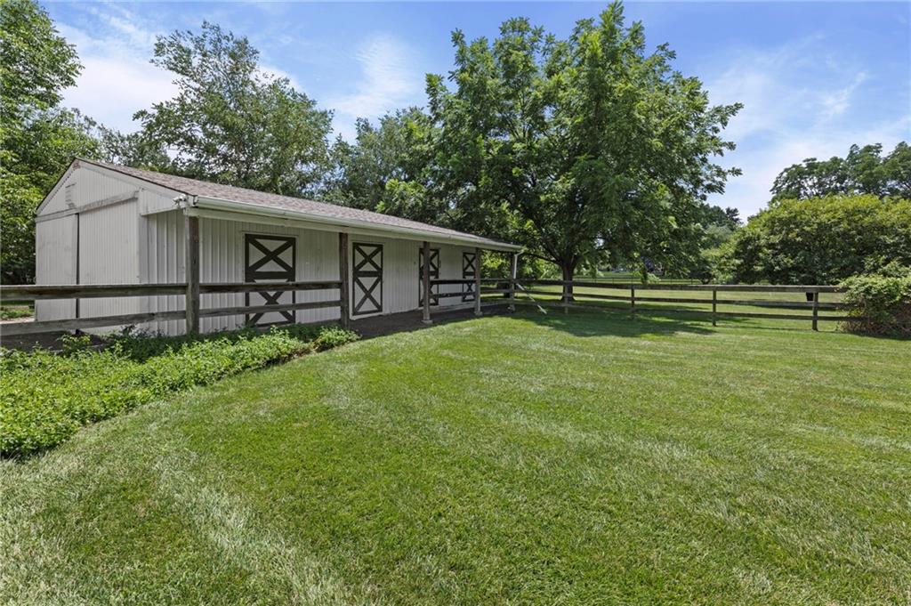 3rd image of 15005 S Rosehill Rd, Overland Park, KS 66062 | MLS# 2632466