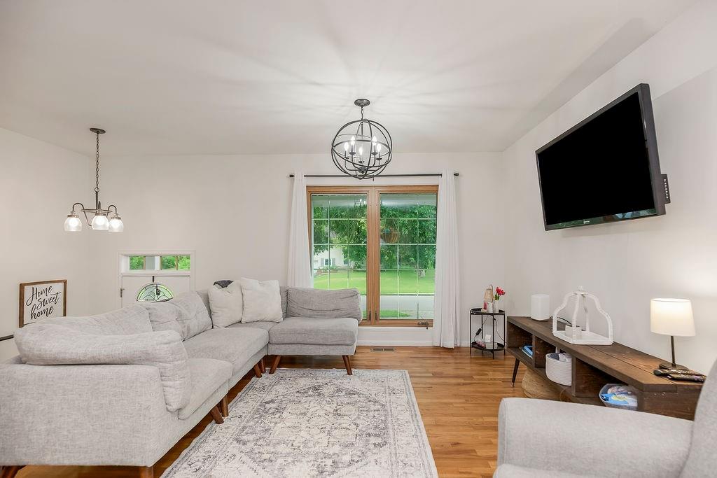 4th image of 703 N Seminole Dr, Independence, MO 64056 | MLS# 2632468