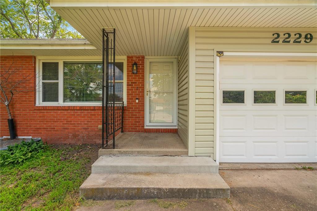 4th image of 2229 Westchester Rd, Lawrence, KS 66049 | MLS# 2632498