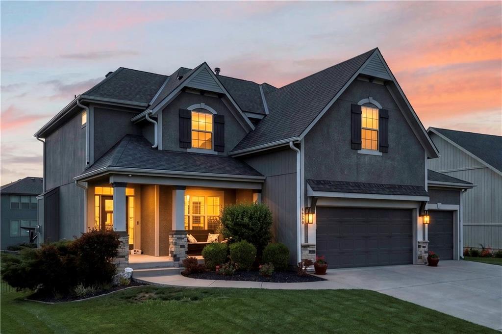 2nd image of 12168 S Valley Rd, Olathe, KS 66061 | MLS# 2632527