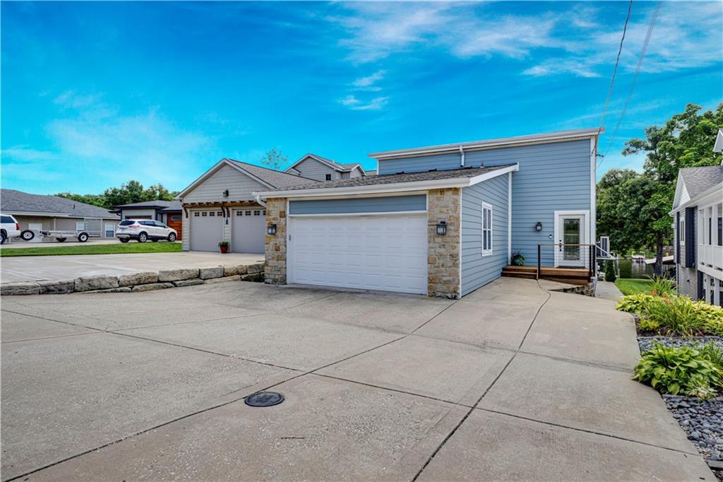 1st image of 3 W St, Lake Lotawana, MO 64086 | MLS# 2632534