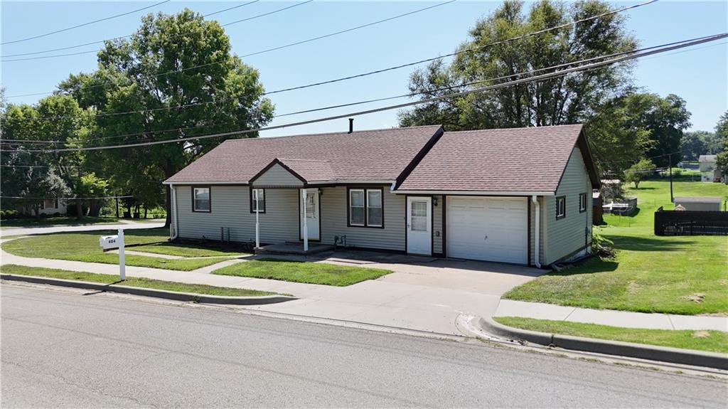 Homes for sale in Savannah, MO | 404 6th St S, Savannah, MO 64485 | MLS# 2632551