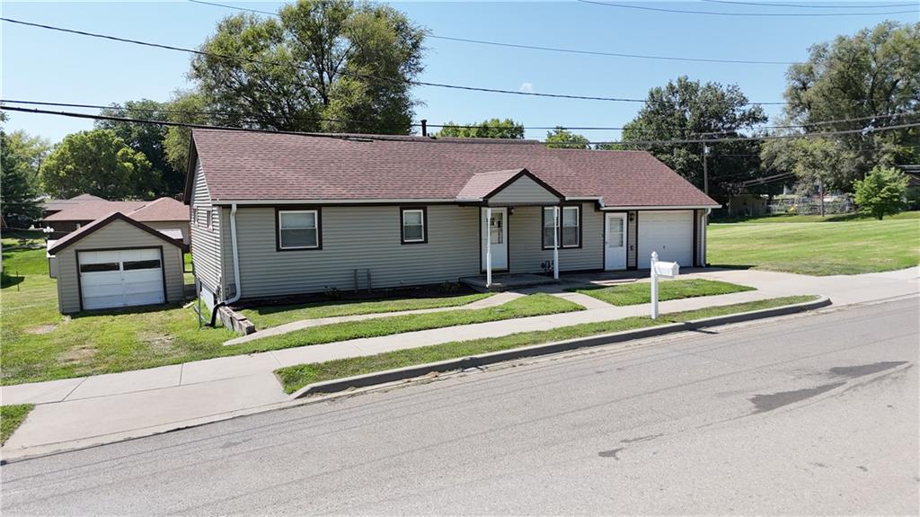 Homes for sale in Savannah, MO | 404 6th St S, Savannah, MO 64485 | MLS# 2632551