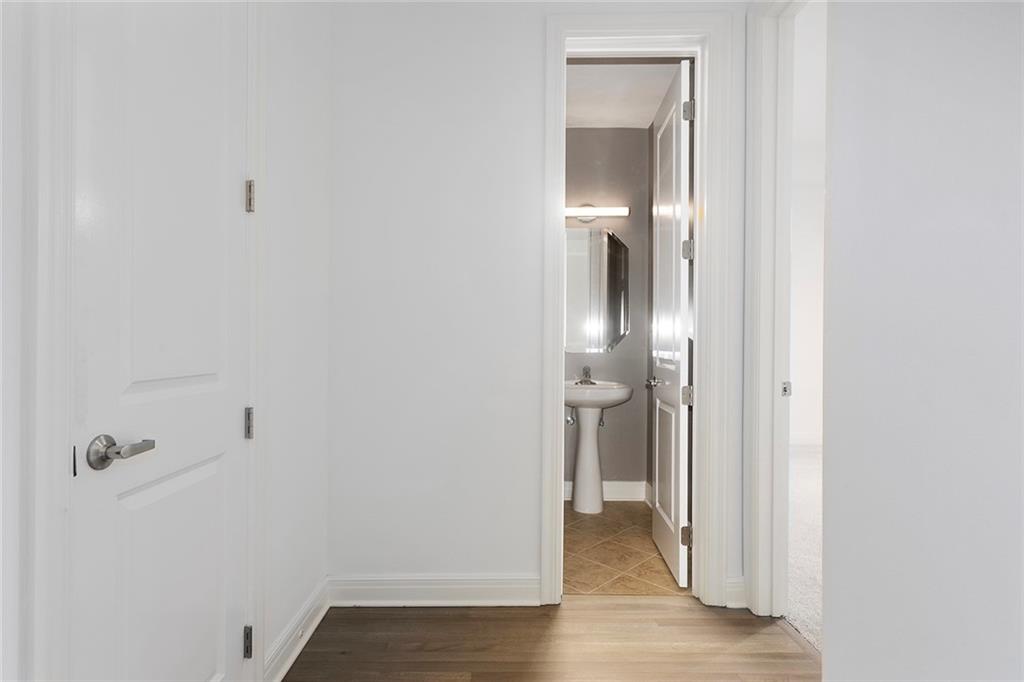53rd image of 1101 Walnut St #1005, Kansas City, MO 64106 | MLS# 2632565