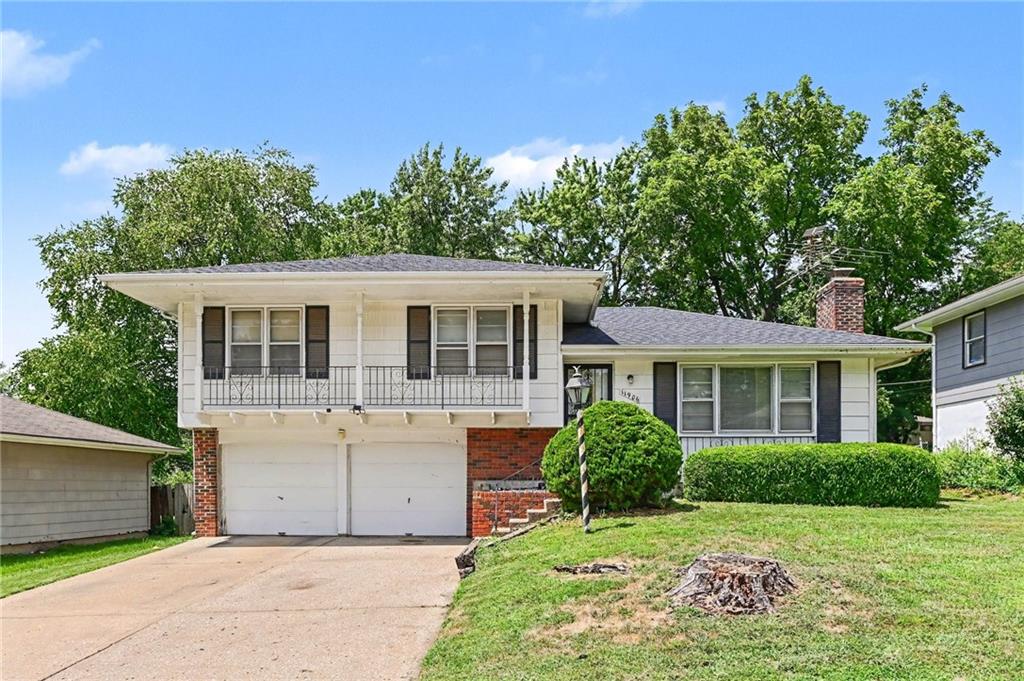 Homes for sale in Grandview, MO | 11906 Fuller Ave, Grandview, MO 64030 | MLS# 2632574