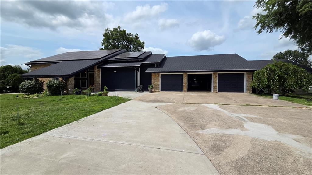 1st image of 23600 E 88th St, Lees Summit, MO 64064 | MLS# 2632576