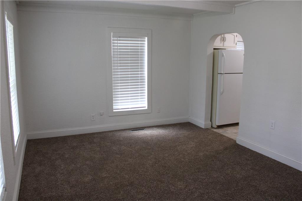 Homes for sale in Pittsburg, KS | 515 E Jackson St, Pittsburg, KS 66762 | MLS# 2632578