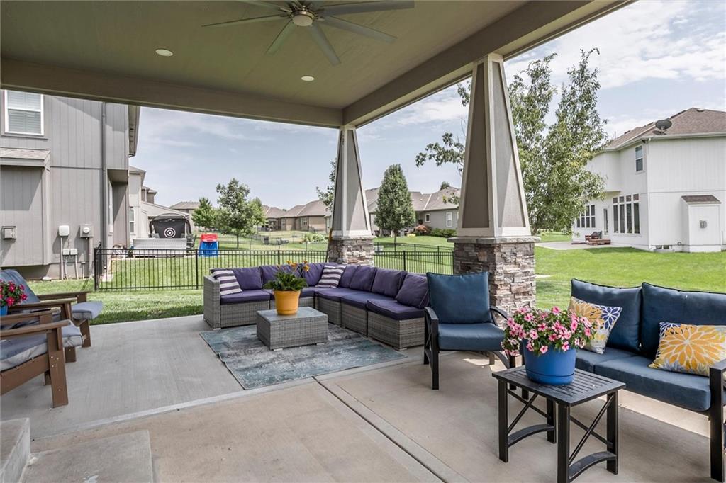 5th image of 18523 W 193Rd Ter, Spring Hill, KS 66083 | MLS# 2632583