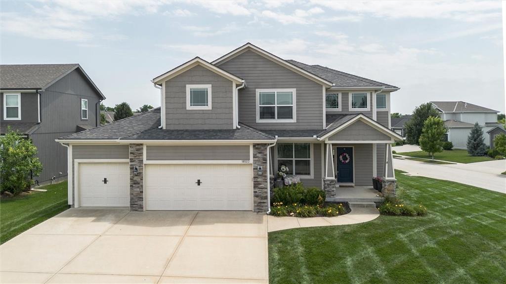 1st image of 18523 W 193rd Ter, Spring Hill, KS 66083 | MLS# 2632583