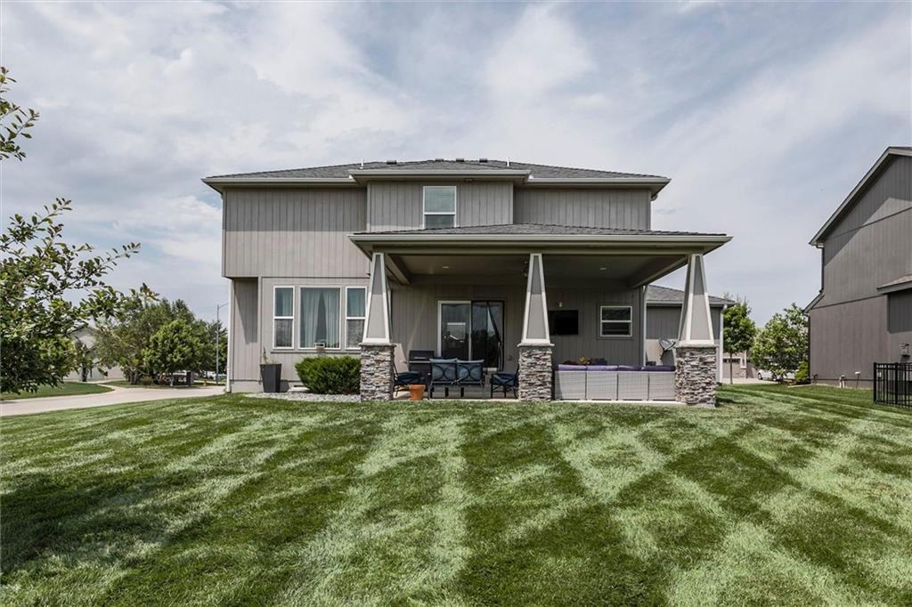 4th image of 18523 W 193Rd Ter, Spring Hill, KS 66083 | MLS# 2632583