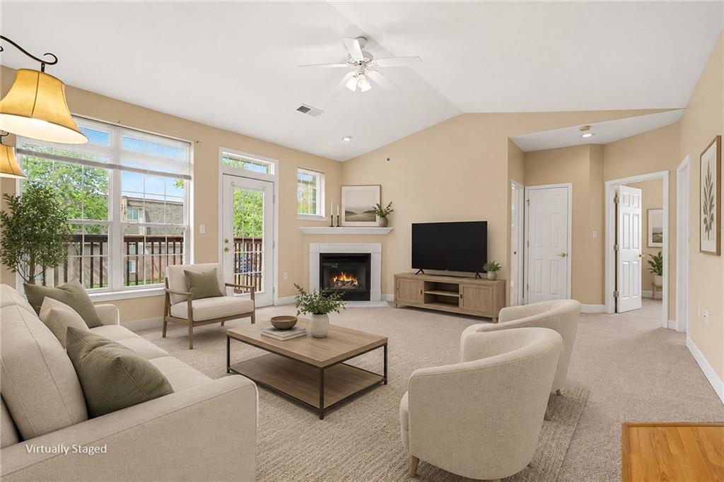 2nd image of 17201 E 32nd St S #11, Independence, MO 64055 | MLS# 2632584