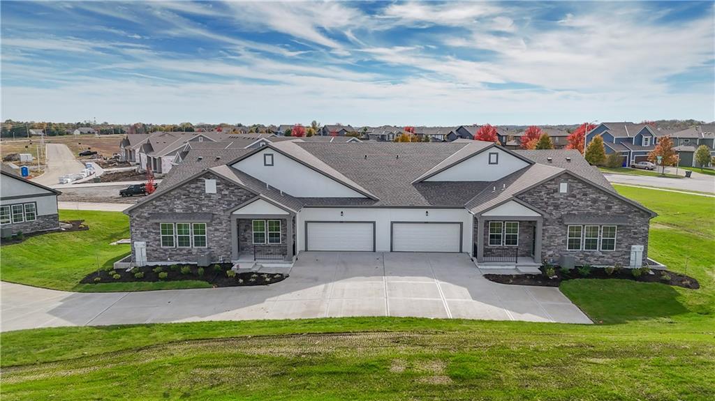 4th image of 105 S Diane Dr, Olathe, KS 66061 | MLS# 2632594