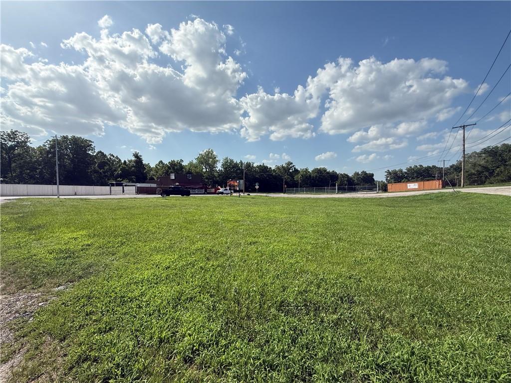 5th image of 711 N Sterling Ave, Sugar Creek, MO 64054 | MLS# 2632599